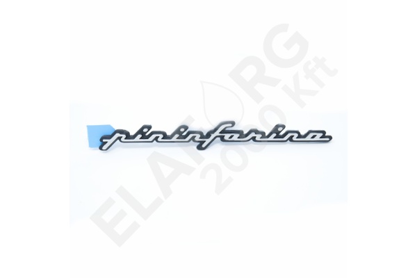 Pininfarina felirat